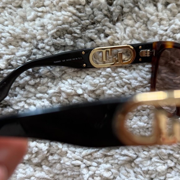 Fendi Women Sunglasses main image 4